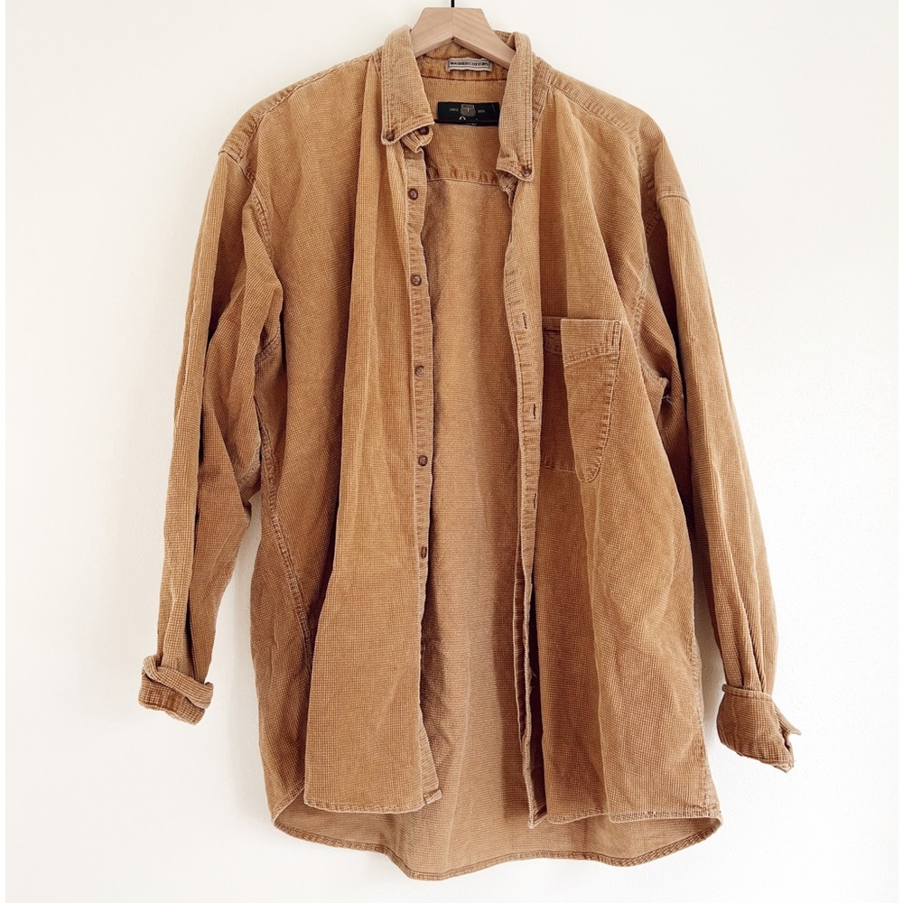 Orvis Men's Casual Button Down Shirt - Tan